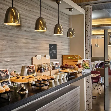 Mercure Centro Colosseo Hotel 4*