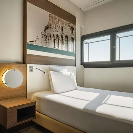 מלון Mercure Centro Colosseo