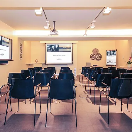 Mercure Centro Colosseo רומא