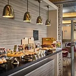 Mercure Centro Colosseo Hotel 4*